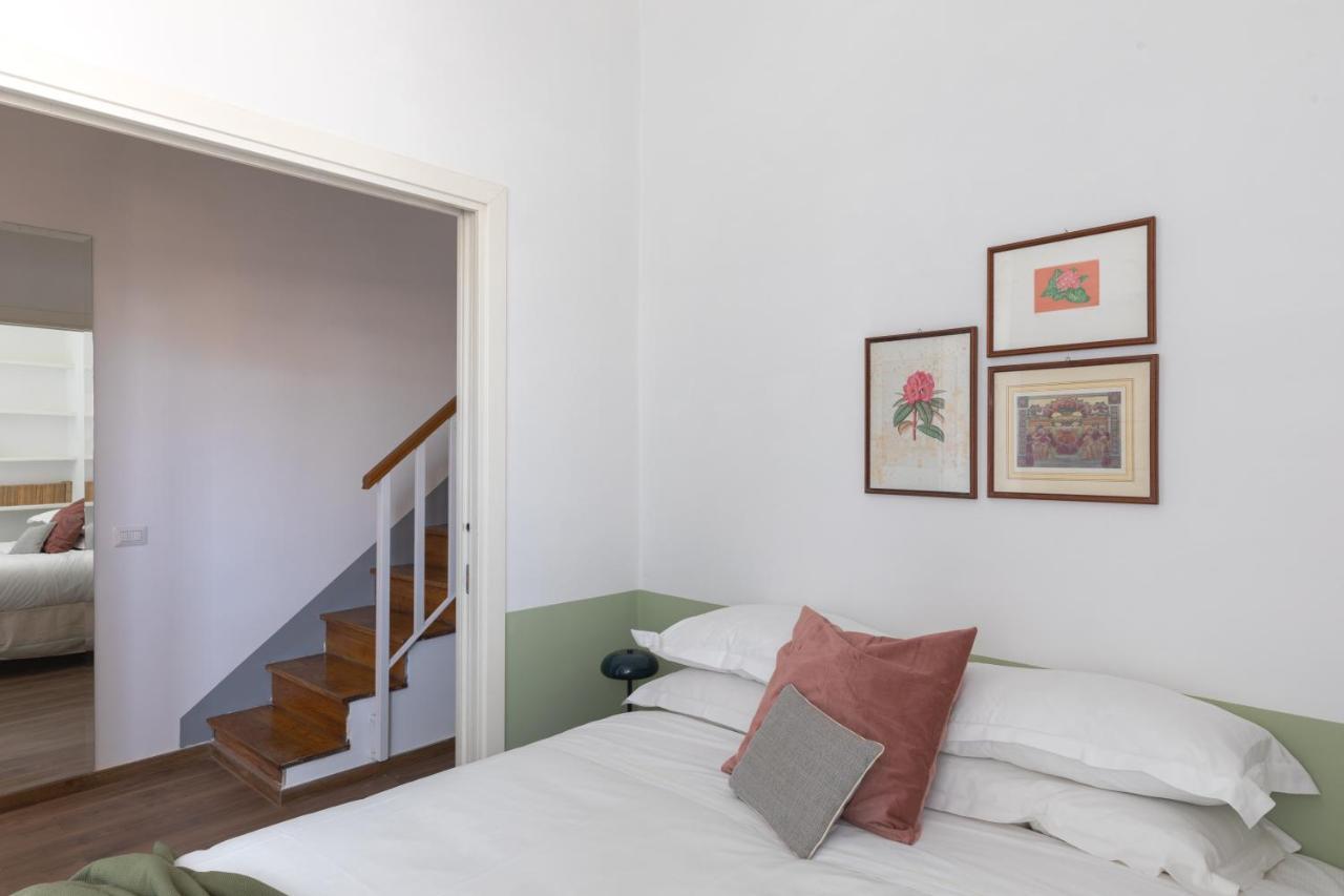 Amazing Penthouse With Terrace And Rooftop In Trastevere ローマ エクステリア 写真