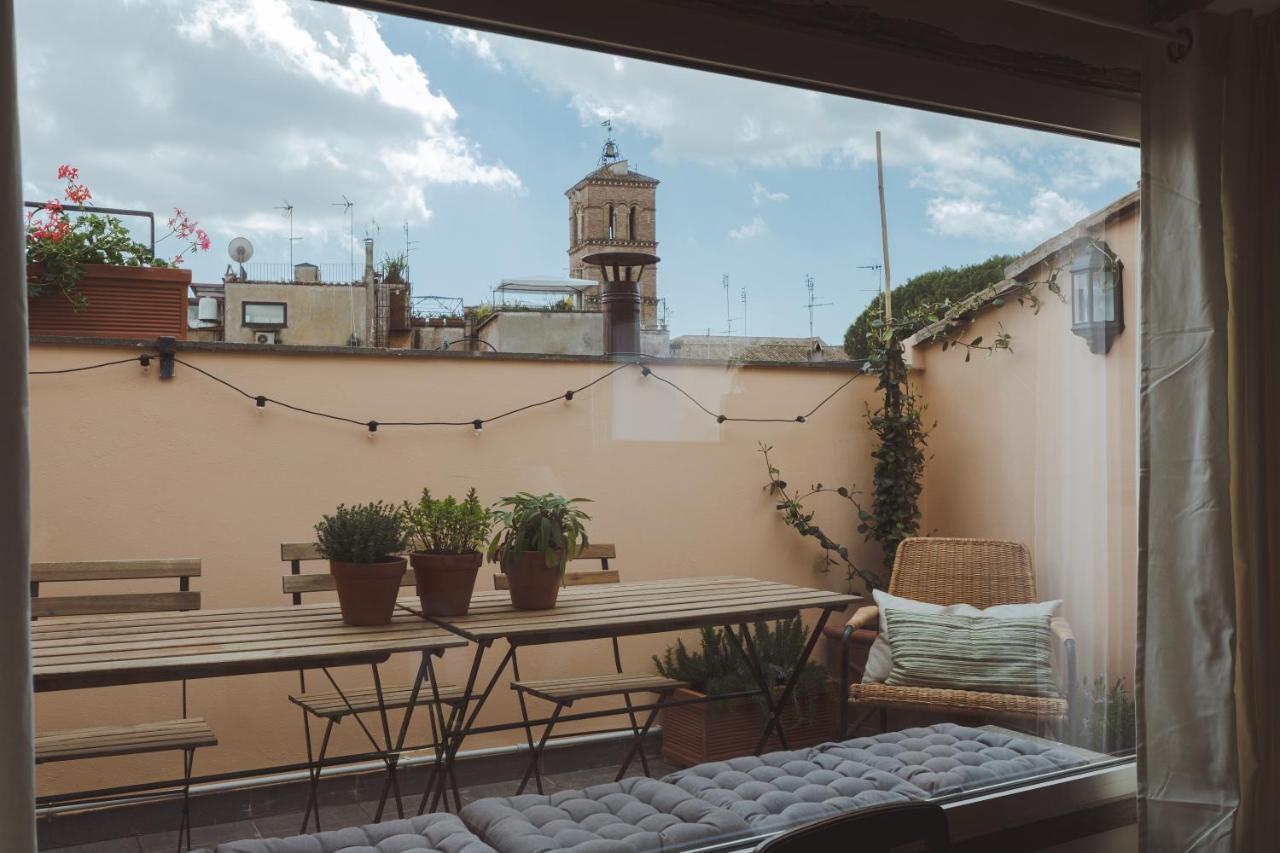 Amazing Penthouse With Terrace And Rooftop In Trastevere ローマ エクステリア 写真