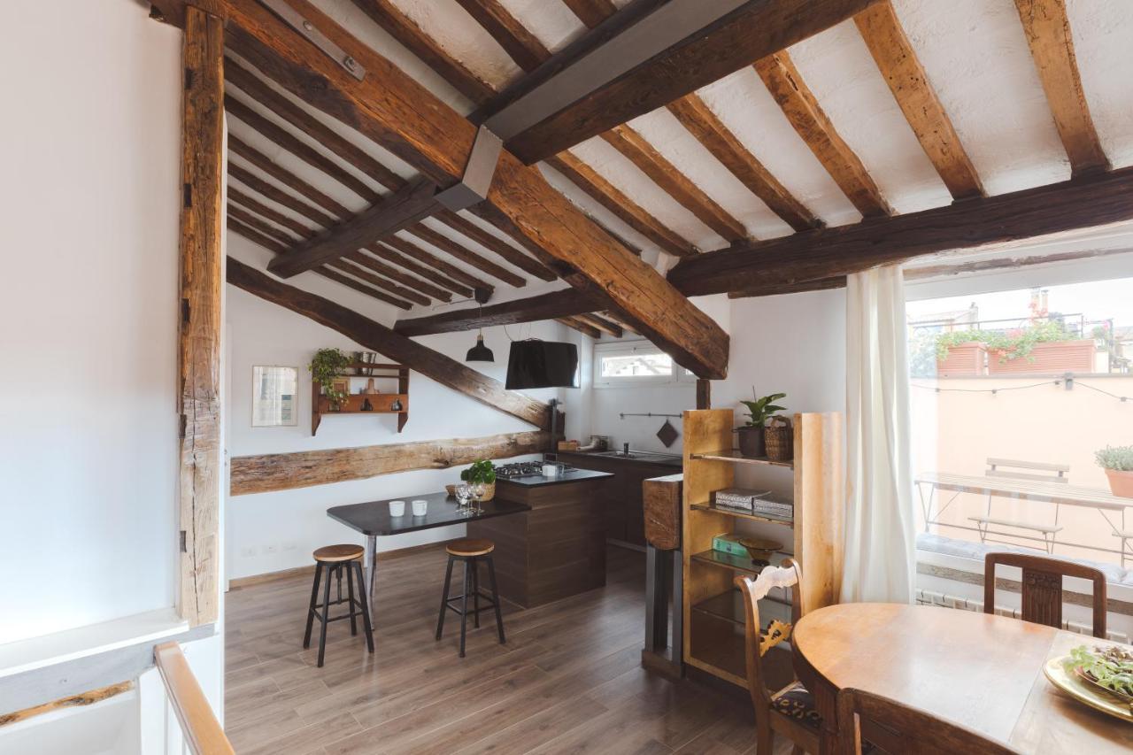 Amazing Penthouse With Terrace And Rooftop In Trastevere ローマ エクステリア 写真