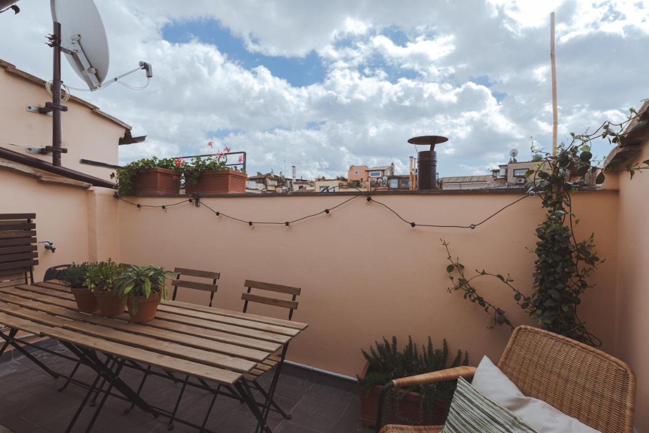 Amazing Penthouse With Terrace And Rooftop In Trastevere ローマ エクステリア 写真