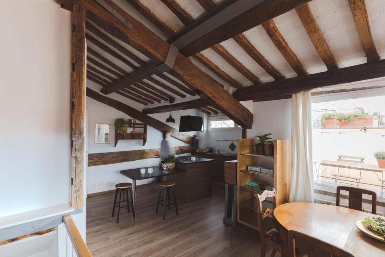 Amazing Penthouse With Terrace And Rooftop In Trastevere ローマ エクステリア 写真