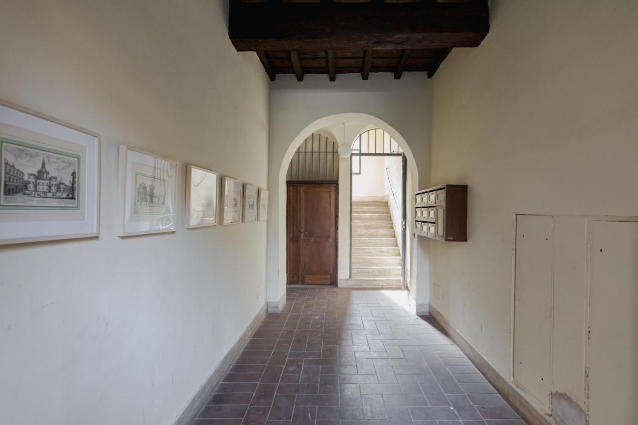 Amazing Penthouse With Terrace And Rooftop In Trastevere ローマ エクステリア 写真