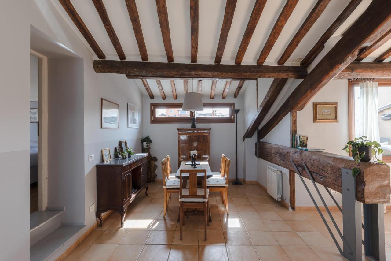 Amazing Penthouse With Terrace And Rooftop In Trastevere ローマ エクステリア 写真