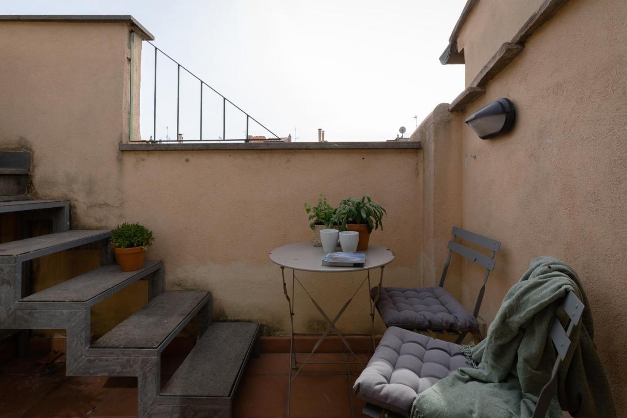 Amazing Penthouse With Terrace And Rooftop In Trastevere ローマ エクステリア 写真