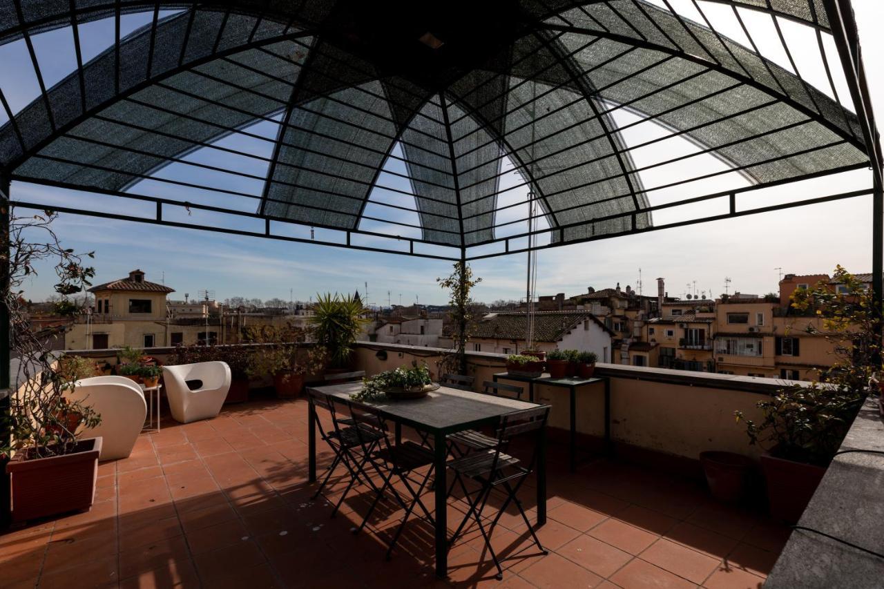 Amazing Penthouse With Terrace And Rooftop In Trastevere ローマ エクステリア 写真