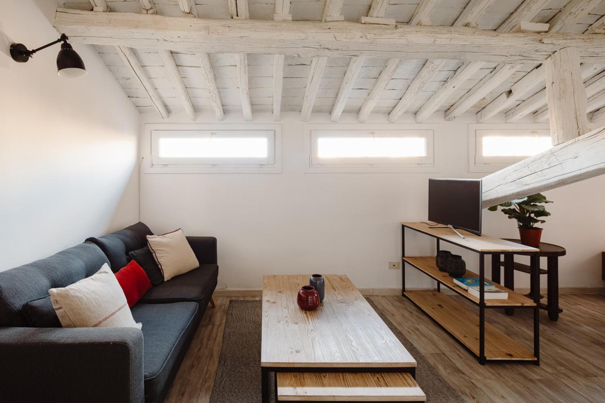 Amazing Penthouse With Terrace And Rooftop In Trastevere ローマ エクステリア 写真